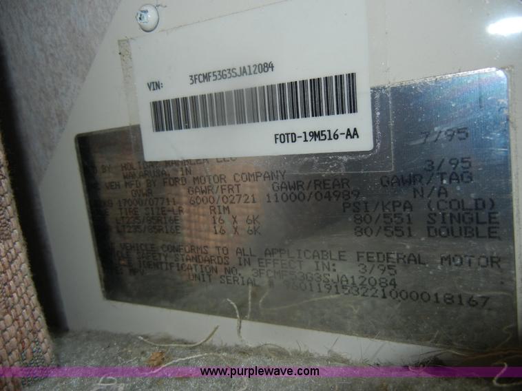 image for item D4761 1995 Ford Holiday Rambler Endeavor LE motorhome RV