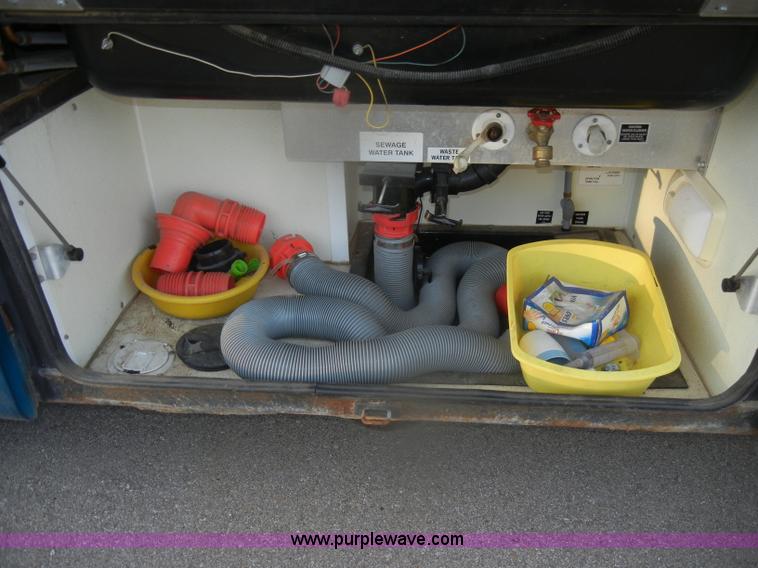 image for item D4761 1995 Ford Holiday Rambler Endeavor LE motorhome RV