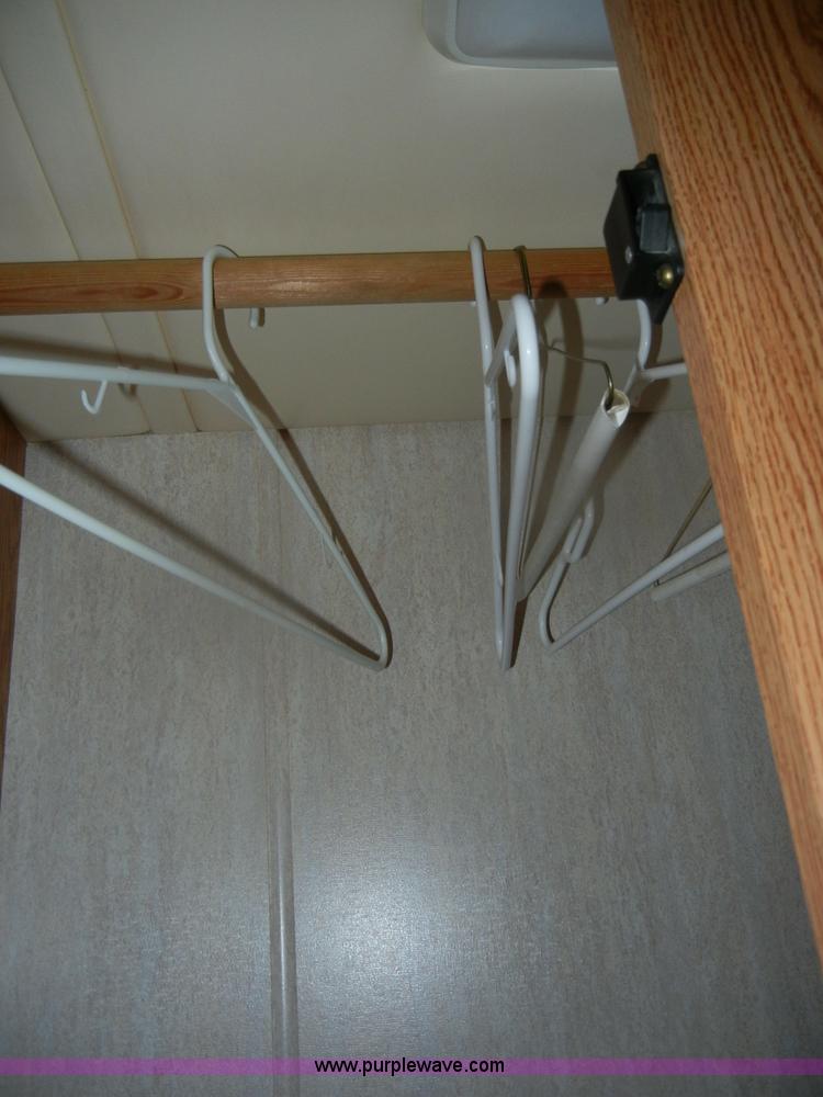 image for item D4761 1995 Ford Holiday Rambler Endeavor LE motorhome RV