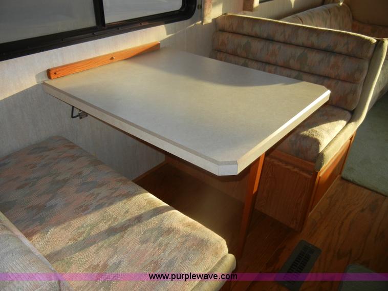 image for item D4761 1995 Ford Holiday Rambler Endeavor LE motorhome RV