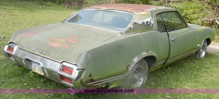 image for item D4870 1971 Oldsmobile Cutlass Supreme