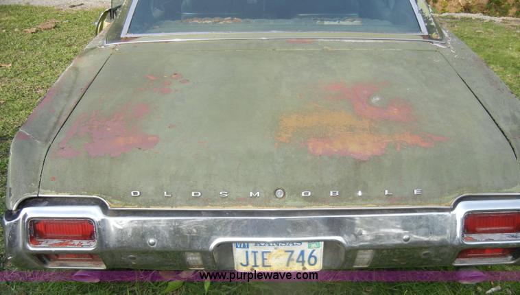 image for item D4870 1971 Oldsmobile Cutlass Supreme