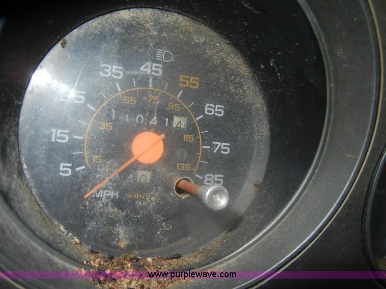 image for item D4875 1988 Chevrolet Suburban 1500 SUV