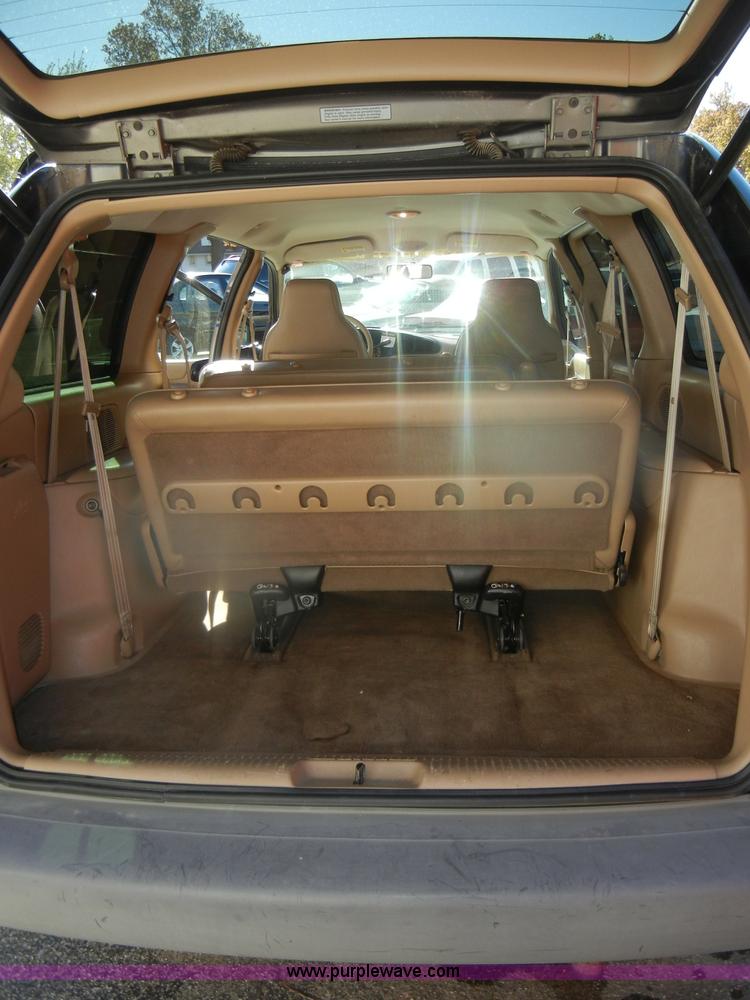 image for item D4932 1998 Plymouth Grand Voyager minivan