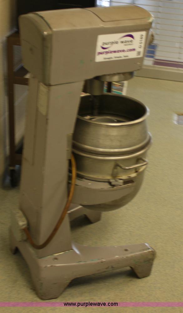 image for item D5189 Hobart D-300T mixer