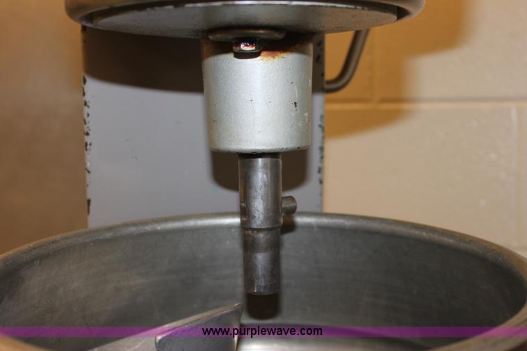 image for item D5189 Hobart D-300T mixer