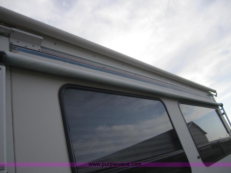 image for item D5696 1996 Ford F530F Rexhall Airbus class A motorhome RV