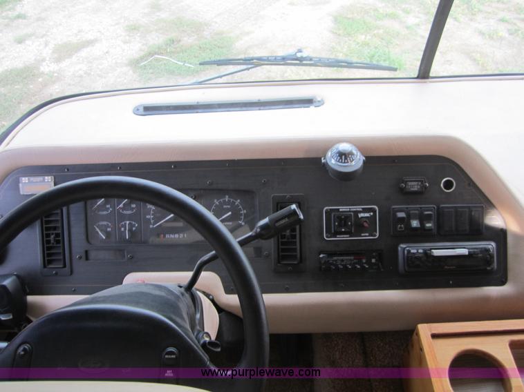 image for item D5696 1996 Ford F530F Rexhall Airbus class A motorhome RV