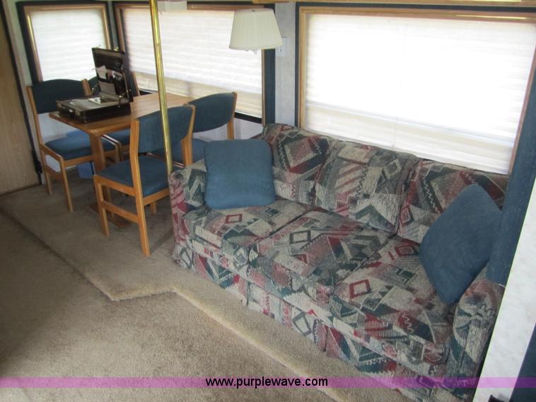 image for item D5696 1996 Ford F530F Rexhall Airbus class A motorhome RV