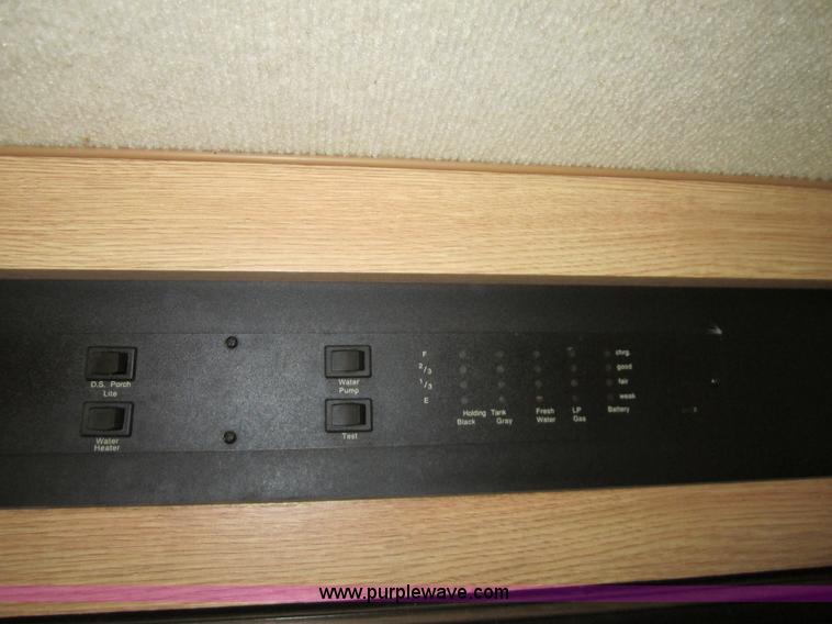 image for item D5696 1996 Ford F530F Rexhall Airbus class A motorhome RV