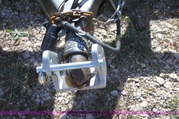 image for item E4260 2003 Neal tandem axle trailer