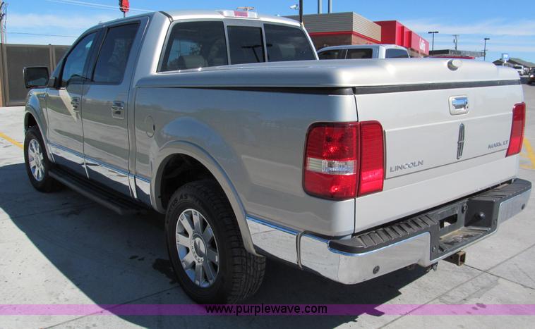 image for item E5585 2006 Lincoln Mark LT SuperCrew pickup truck
