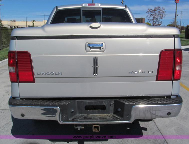 image for item E5585 2006 Lincoln Mark LT SuperCrew pickup truck
