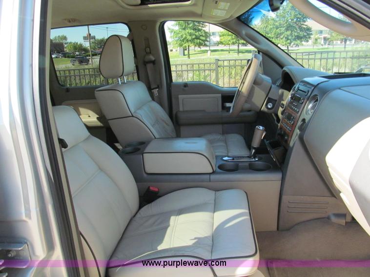 image for item E5585 2006 Lincoln Mark LT SuperCrew pickup truck