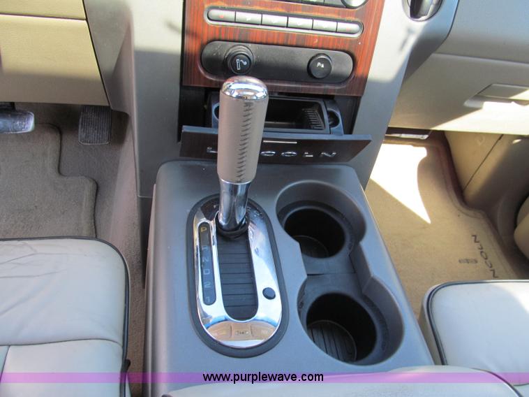 image for item E5585 2006 Lincoln Mark LT SuperCrew pickup truck