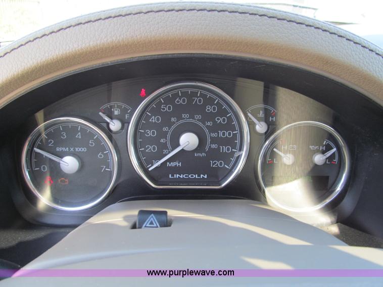 image for item E5585 2006 Lincoln Mark LT SuperCrew pickup truck