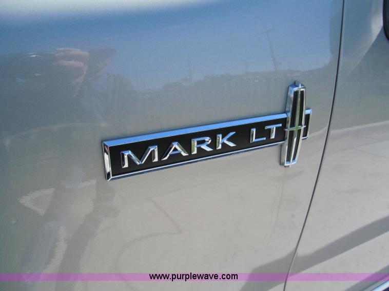 image for item E5585 2006 Lincoln Mark LT SuperCrew pickup truck