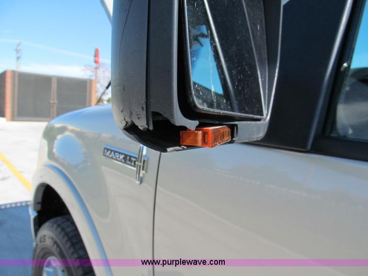 image for item E5585 2006 Lincoln Mark LT SuperCrew pickup truck