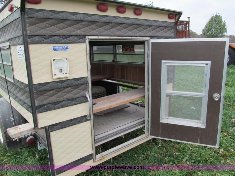 image for item E5636 Creative Camper aluminum pickup bed camper