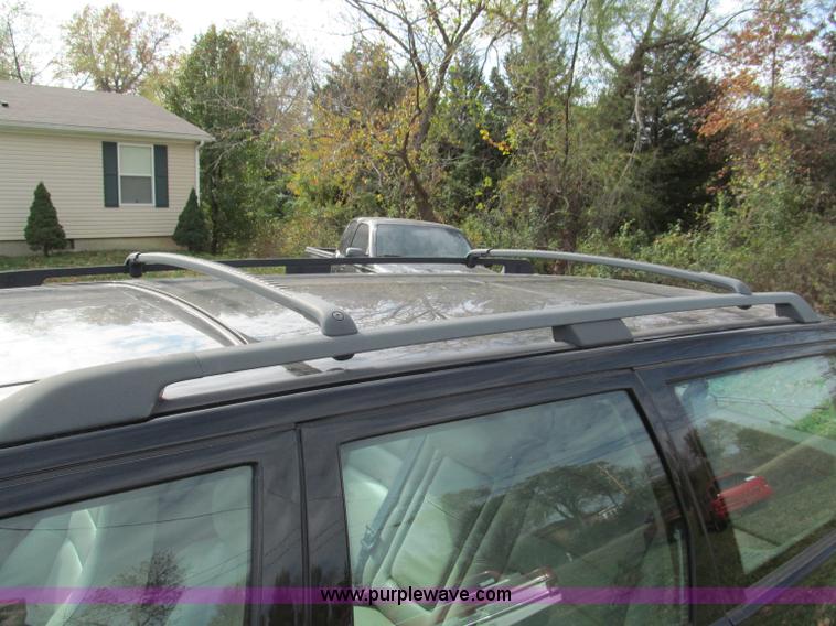 image for item E5655 1999 Volvo V70XC Cross Country