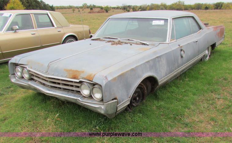 image for item E8094 1965 Oldsmobile Ninety Eight