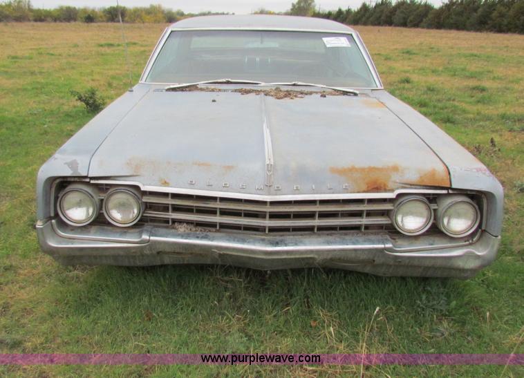image for item E8094 1965 Oldsmobile Ninety Eight