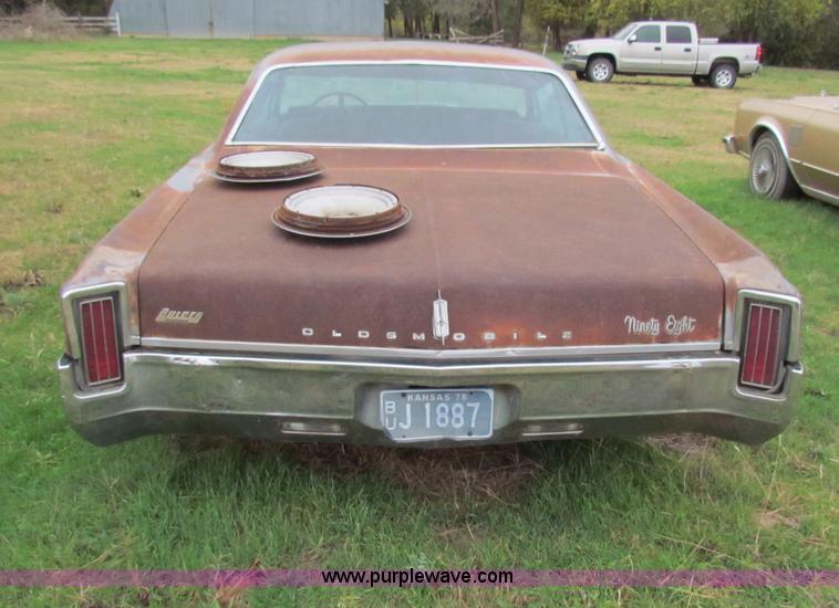 image for item E8094 1965 Oldsmobile Ninety Eight