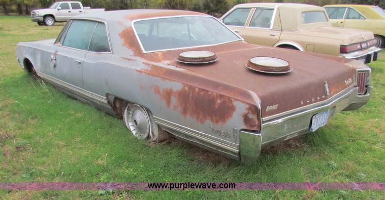 image for item E8094 1965 Oldsmobile Ninety Eight