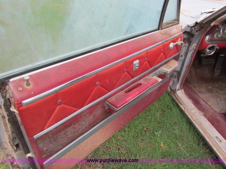 image for item E8094 1965 Oldsmobile Ninety Eight