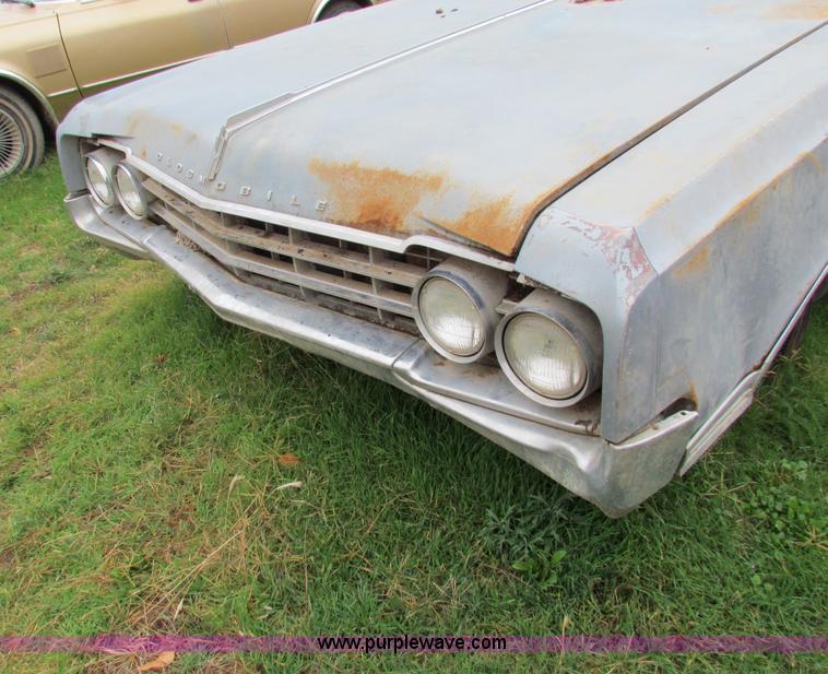 image for item E8094 1965 Oldsmobile Ninety Eight