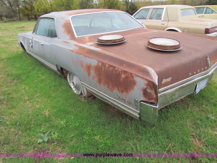 image for item E8094 1965 Oldsmobile Ninety Eight
