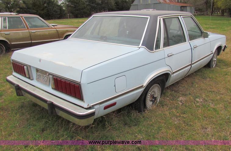 image for item E8098 1983 Ford Fairmont Futura
