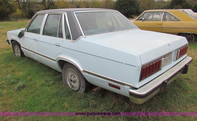 image for item E8098 1983 Ford Fairmont Futura