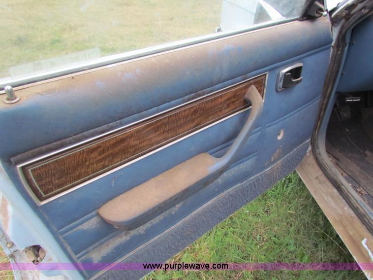 image for item E8098 1983 Ford Fairmont Futura