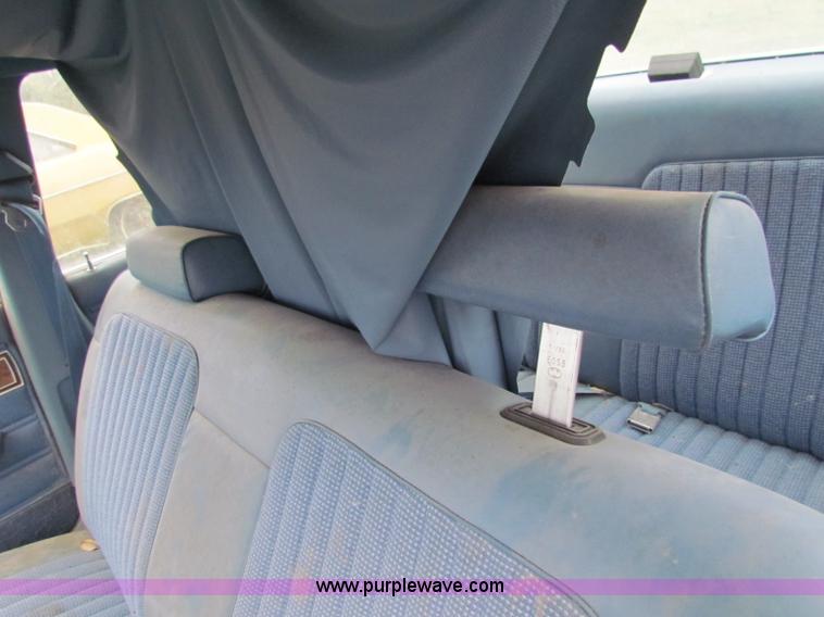 image for item E8098 1983 Ford Fairmont Futura