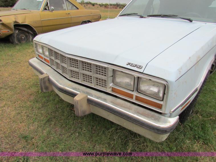 image for item E8098 1983 Ford Fairmont Futura