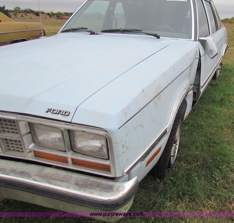 image for item E8098 1983 Ford Fairmont Futura