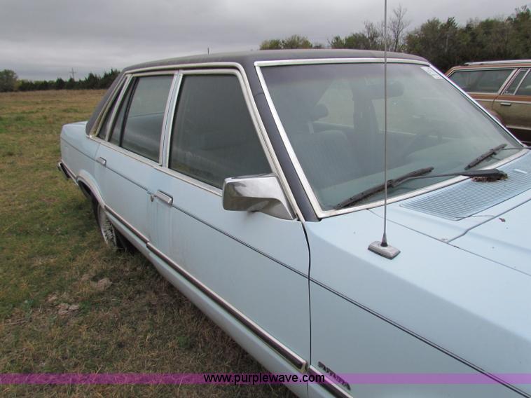 image for item E8098 1983 Ford Fairmont Futura