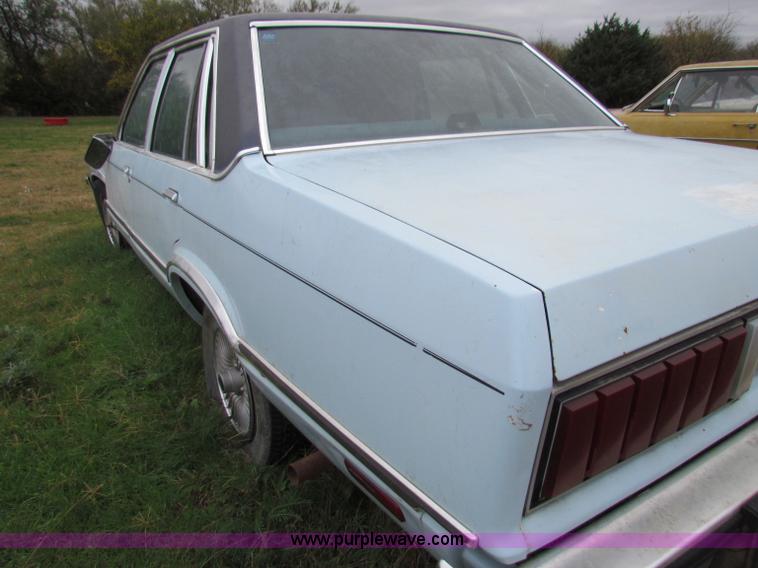 image for item E8098 1983 Ford Fairmont Futura