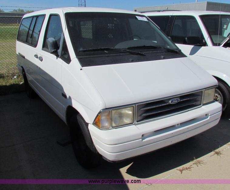 image for item E8105 1997 Ford Aerostar XLT cargo van