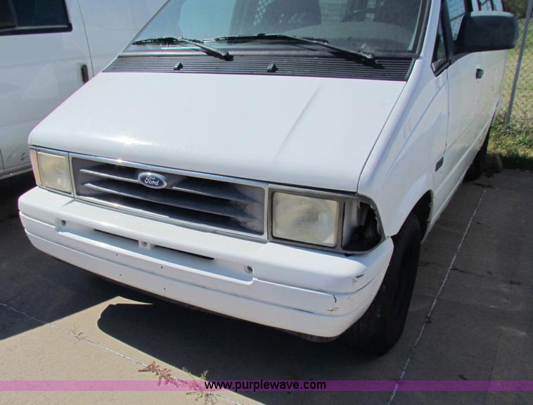 image for item E8105 1997 Ford Aerostar XLT cargo van