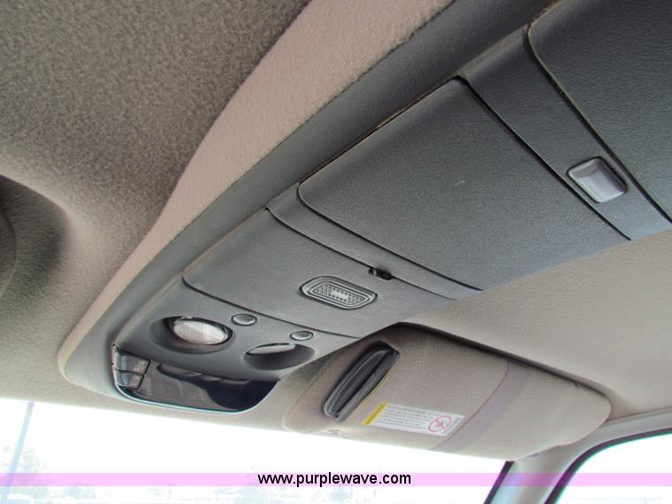 image for item E8106 1998 Chevrolet Astro LS van