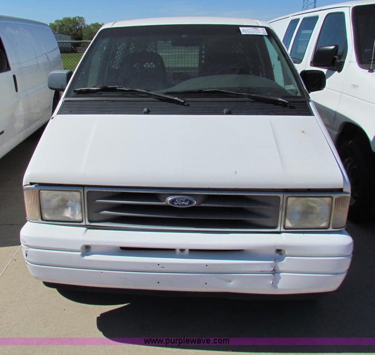 image for item E8109 1997 Ford Aerostar cargo van