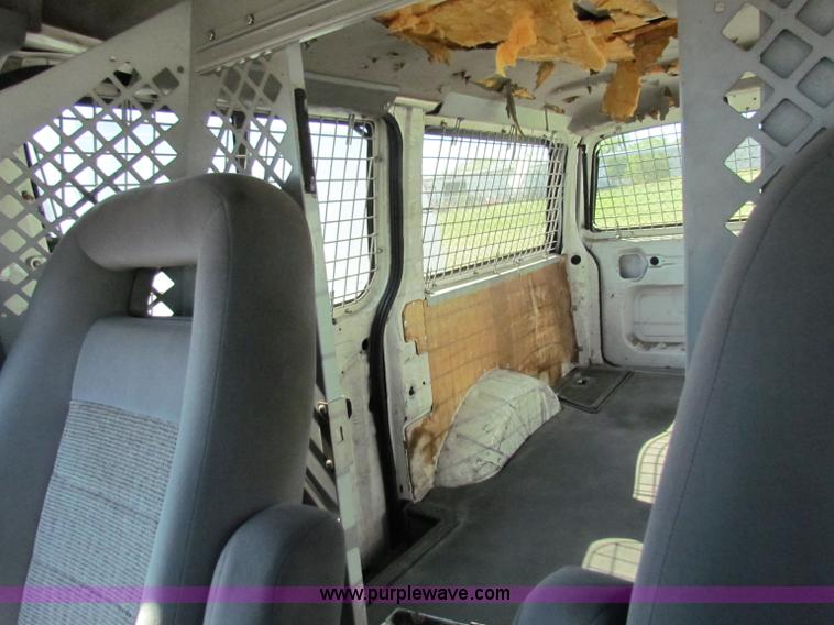image for item E8109 1997 Ford Aerostar cargo van