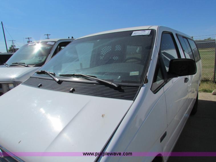 image for item E8109 1997 Ford Aerostar cargo van