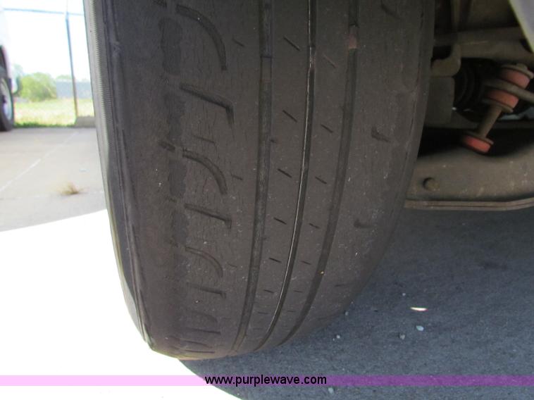 image for item E8109 1997 Ford Aerostar cargo van