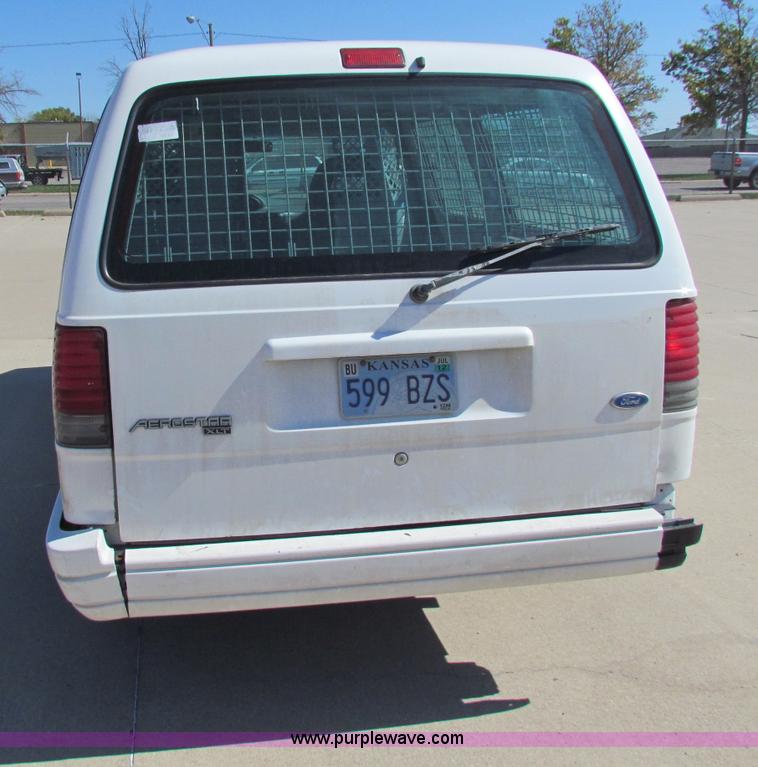 image for item E8112 1997 Ford Aerostar XLT cargo van