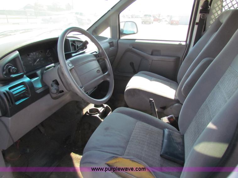 image for item E8112 1997 Ford Aerostar XLT cargo van