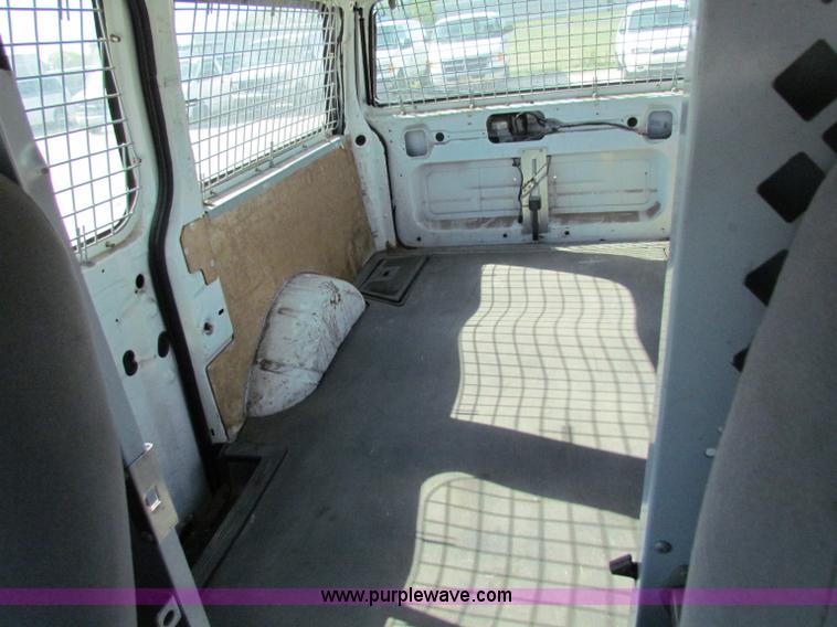 image for item E8112 1997 Ford Aerostar XLT cargo van