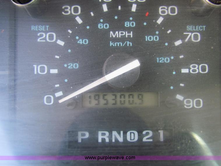 image for item E8112 1997 Ford Aerostar XLT cargo van